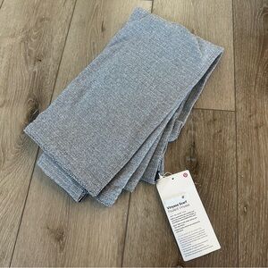 NWT Lululemon Athletica Vinyasa Scarf Gray Herringbone Unisex Soft Warm Scarf